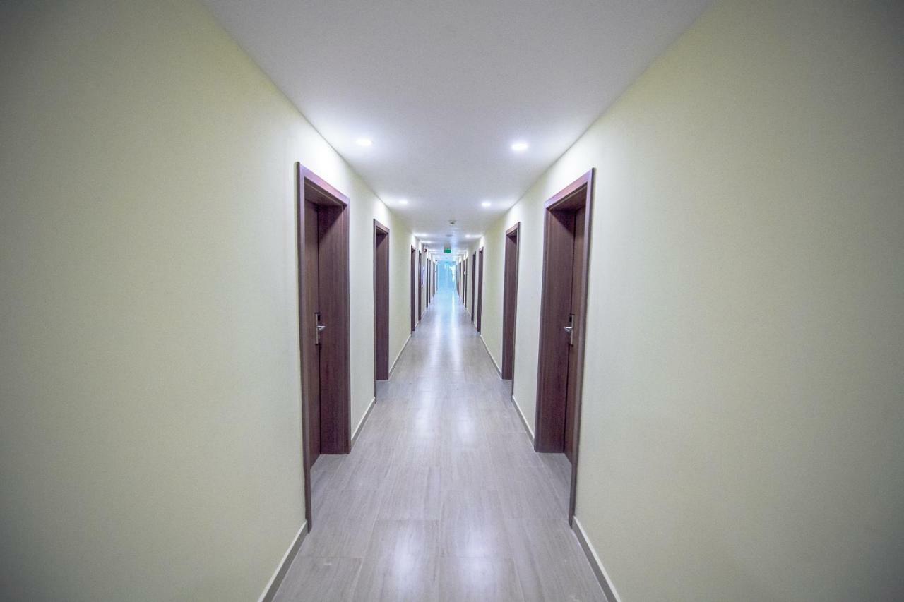 Hotel Piccadilly Mamaia Exteriör bild